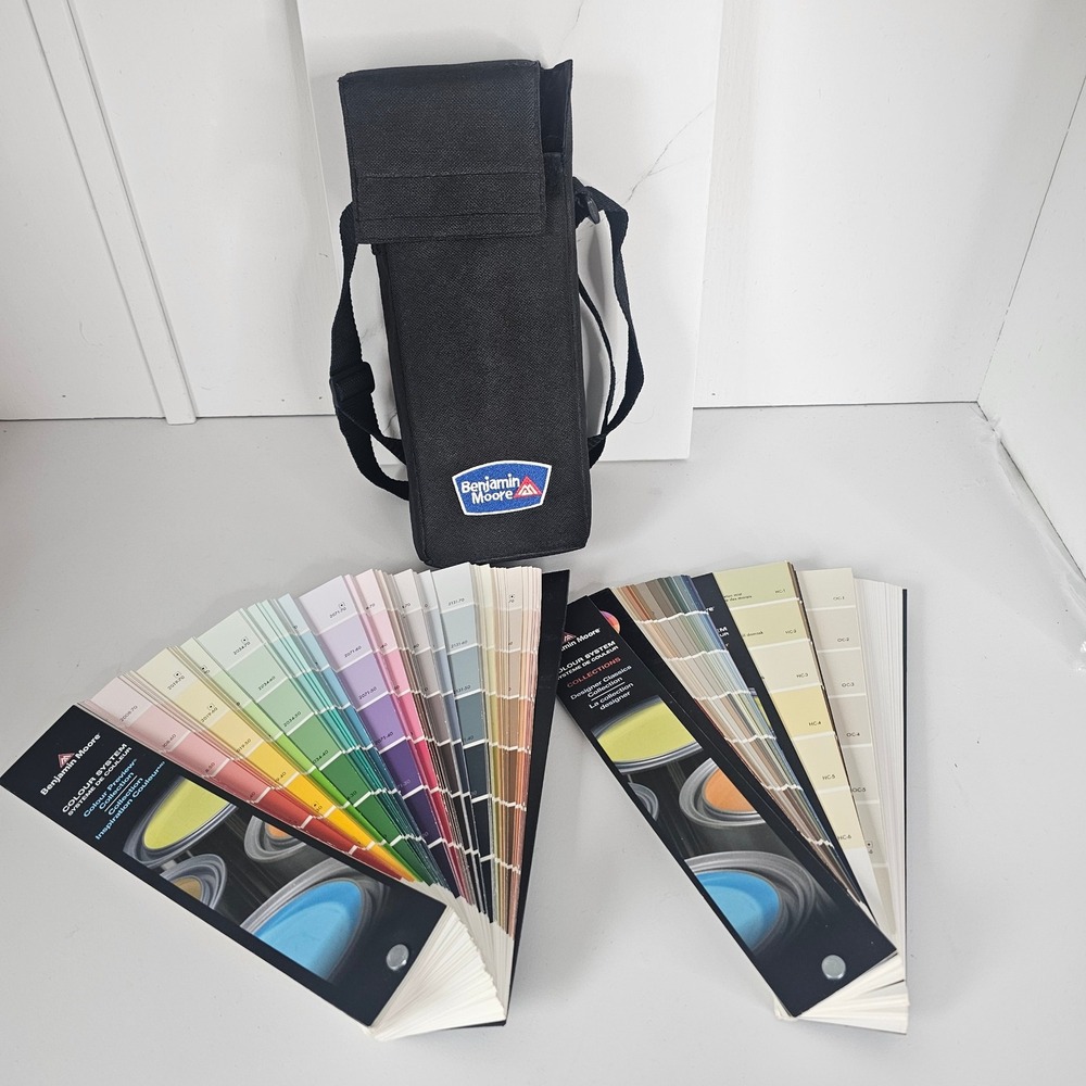 Benjamin Moore Color System Collection‎ Paint Swatch Fan Deck with Case 12/2011
